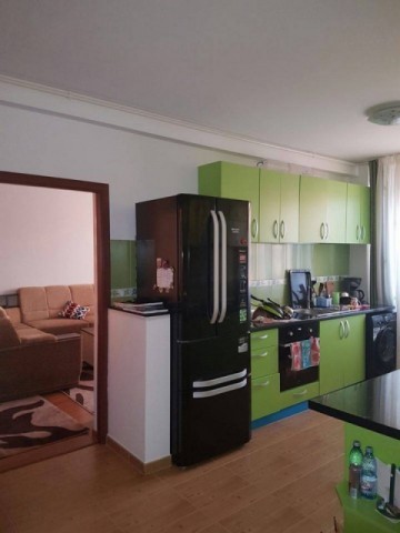 vand-apartament-2-camere-decomandat-in-bloc-nou-in-centru-1