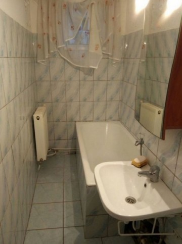 vand-apartament-2-camere-finisat-in-zona-cetate-0