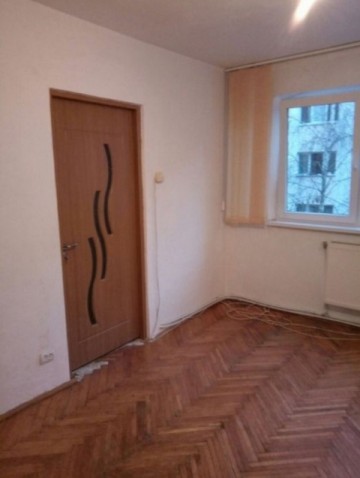 vand-apartament-2-camere-finisat-in-zona-cetate-1