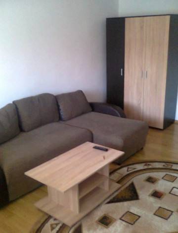 apartament-cu-2-camere-situat-in-zona-cetate-3