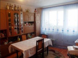 vand-apartament-cu-2-camere-decomandat-finisat-in-zona-ampoi-1-0