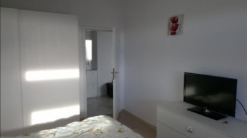 vand-apartament-cu-3-camere-decomandat-bloc-nou-in-zona-cetate-2