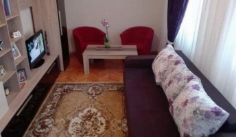 vand-apartament-3-camere-in-cetateultracentral-0