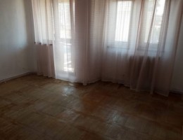 vand-apartament-2-camere-decomandat-in-centru