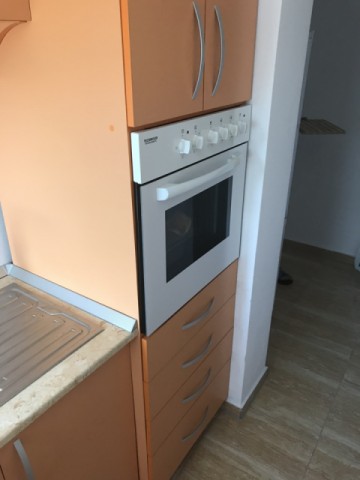 vand-apartament-de-2-camere-in-cetate-11