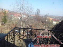 de-vanzare-casa-3-camere-gradina-loc-cisnadioara-7