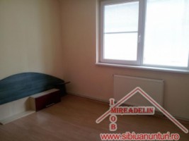 vindem-apartament-3-camere-bld-mihai-viteazu-13