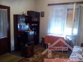 vand-casa-4-camere-singur-in-curte-str-lupeni-4