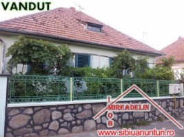 vand-casa-2-camere-singur-in-curte-zona-ceferistilor