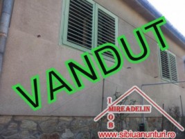 vindem-casa-2-camere-zona-trei-stejari