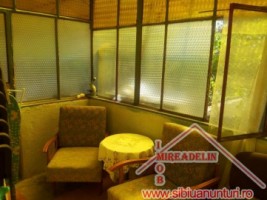 vindem-casa-2-camere-zona-trei-stejari-10