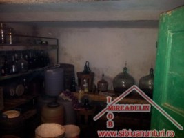 vindem-casa-2-camere-zona-trei-stejari-11