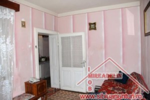 vand-apartament-la-casa-2-camere-calea-dumbravii-3