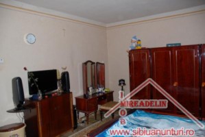 vand-apartament-la-casa-2-camere-calea-dumbravii-4