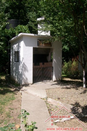 vindem-casa-de-vacanta-cu-panorama-frumoasa-tocile-4