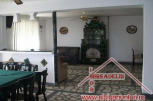 vindem-casa-de-vacanta-cu-panorama-frumoasa-tocile-7