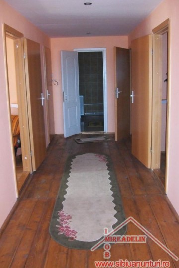 vindem-casa-de-vacanta-cu-panorama-frumoasa-tocile-13