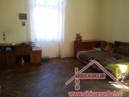 vand-apartament-la-casa-2-camere-parcul-sub-arini-5