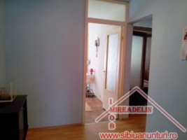 vand-apartament-3-camere-valea-aurie-zona-strada-sibiel-3