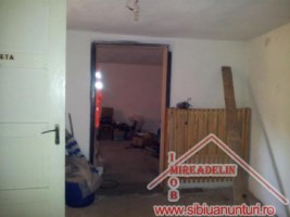 inchiriem-casa-2-camere-zona-calea-dumbravii-2