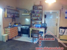 vand-apartament-la-casa-ultracentral-mitropoliei-1