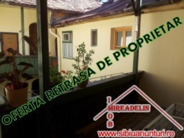 vindem-apartament-la-casa-2-camere-strada-xenopol-0