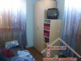 vindem-apartament-la-casa-2-camere-strada-xenopol-4