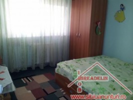 de-vanzare-apartament-2-camere-cartier-valea-aurie-5