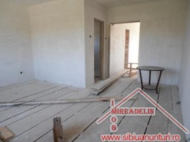vand-casa-de-locuit-5-camere-localitatea-cisnadie-6