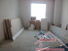 inchiriez-spatiu-birou-280-mp-zona-centrala-4