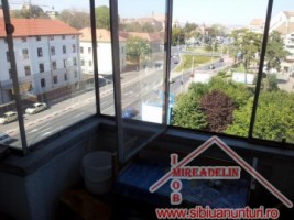 vand-apartament-3-camere-zona-spitalul-judetean-3