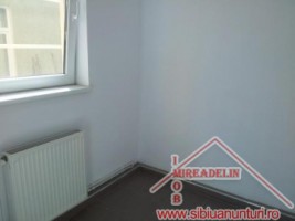 inchiriem-spatiu-comercial-zona-centrala-bld-victoriei-2