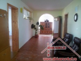 vindem-vila-dpem-6-camere-cartierulstrand-3