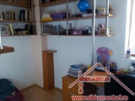 de-vanzare-vila-de-5-camere-loc-cristian-jud-sibiu-5