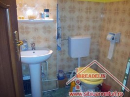 de-vanzare-apartament-4-camere-calea-poplacii-9