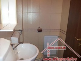 de-vanzare-apartament-la-casa-pretabil-cabinete-7