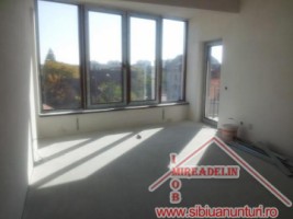 inchiriem-spatiu-birou-140-mp-4-camere-zona-centrala