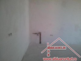 de-inchiriat-spatiu-birou-100-mp-3-camere-zona-centrala-6