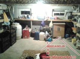 persoana-fizica-vand-casa-de-locuit-loc-hamba-11