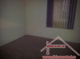 vindem-casa-4-camere-zona-calea-poplacii-11