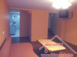 inchiriem-casa-singur-in-curte-zona-turnisor