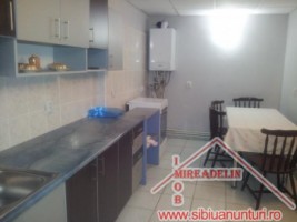 inchiriem-casa-singur-in-curte-zona-turnisor-1