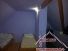 inchiriem-casa-singur-in-curte-zona-turnisor-5