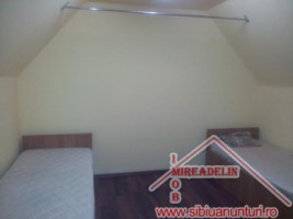 inchiriem-casa-singur-in-curte-zona-turnisor-6