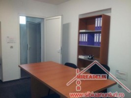 spatiu-comercial-de-inchiriat-70-mp-central-la-casa-2