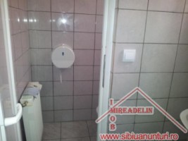 inchiriem-spatiu-comercial-110-mp-zona-podul-garii-2