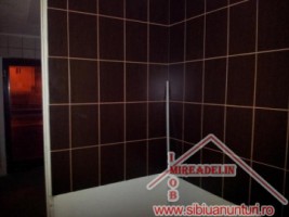 inchiriem-spatiu-birou-70-mp-zona-piata-cibin-4