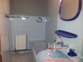 apartament-de-inchiriat-3-camere-decomandate-str-lunga-4