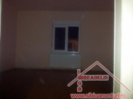 vand-apartament-2-camere-la-casa-str-moara-de-scoarta-1