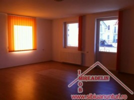 vindem-vila-4-camere-loc-sura-mica-cartier-eden-1